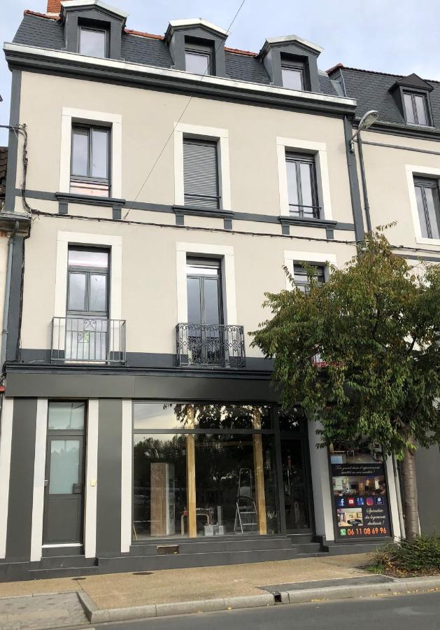 Residence Les Rives Du Cher Montluçon מראה חיצוני תמונה