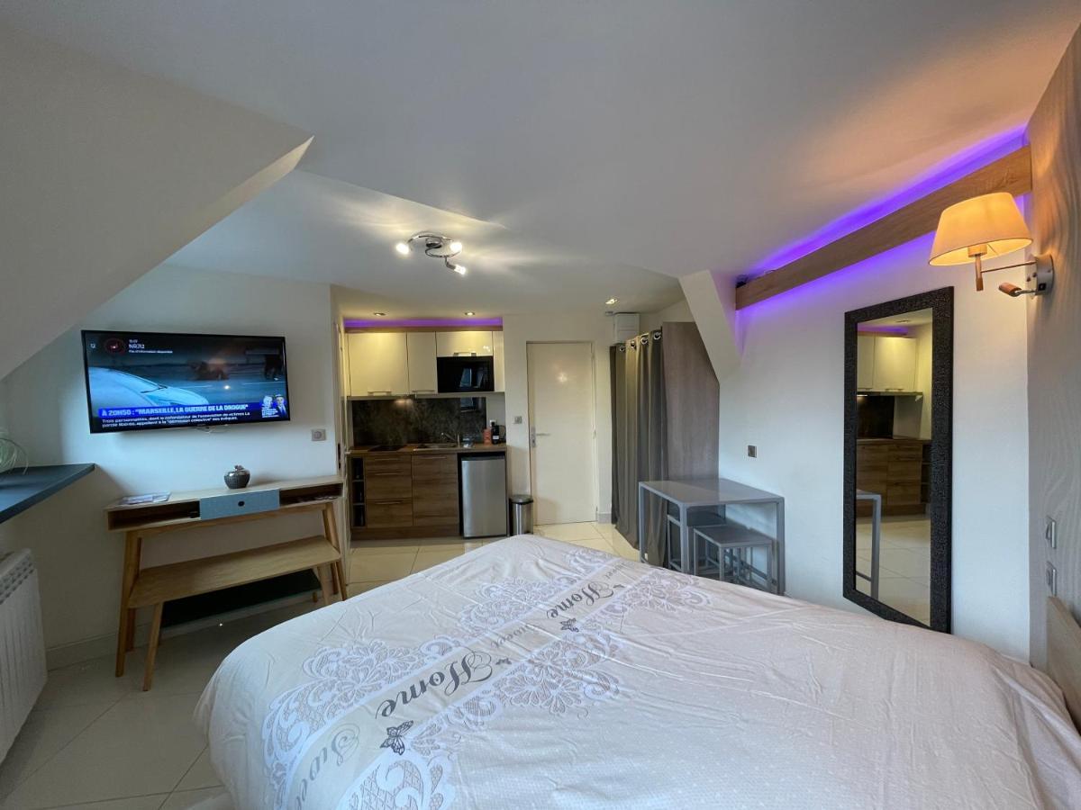 Residence Les Rives Du Cher Montluçon מראה חיצוני תמונה